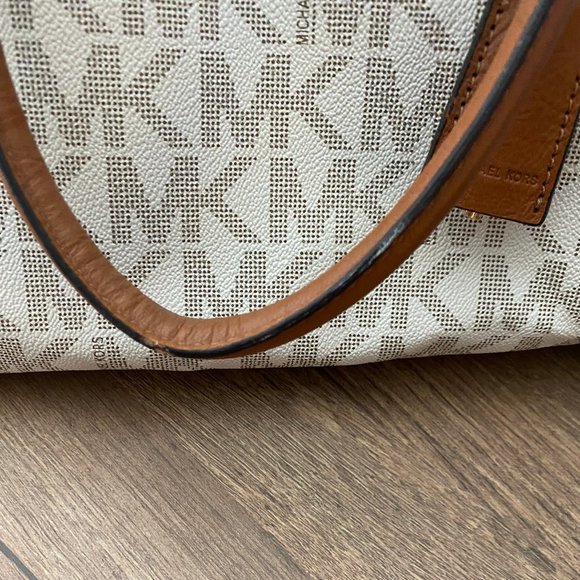 Micheal Kors Hamilton large tote - Picture 4 of 6